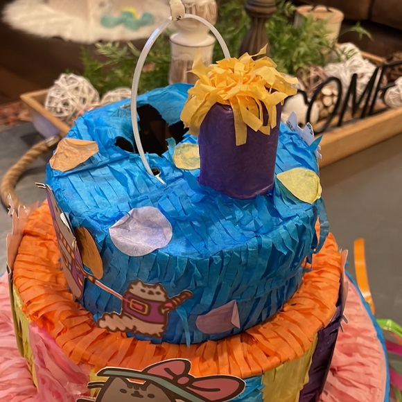 Birthday Cake Pull-String Piñata - Pusheen Themed - Picture 12 of 17